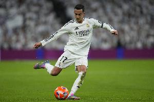 巴斯克斯：阿諾德很開心狀態(tài)非常好 我的未來在世俱杯后就會知道