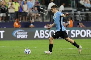 烏加特：以球員實力烏拉圭可以踢出頂級水平 我渴望贏得曼聯(lián)首發(fā)