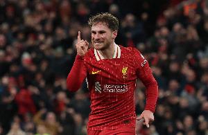 阿媒：因首趟航班延誤錯過轉機，麥卡利斯特尚未抵達阿根廷報到