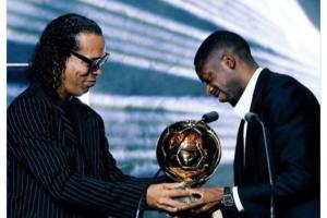 回旋鏢打臉自己登貝萊2014年發(fā)文：足球太難了，11年后獲金球