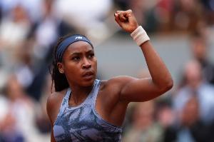 僅丟一盤！高芙2-0橫掃內(nèi)島萌夏，輕松晉級武網(wǎng)女單16強