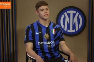 記者：國米中衛(wèi)帕拉西奧斯希望更多出場時間，他愿意冬窗外租離隊