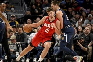 小火龍進(jìn)化！帕森斯：申京的上限是約基奇 他的運(yùn)動(dòng)能力更好