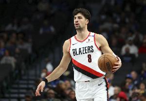 跑轟！熱火和開拓者合計205次投籃 其中開拓者109次&熱火96次