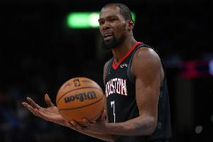 休斯敦主持人：最近很多人譴責KD的交易 他今天用表現(xiàn)打臉質(zhì)疑者