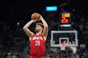 鍵盤俠|控球中鋒申京把字母哥玩成迷途小鹿謝潑德不可能水