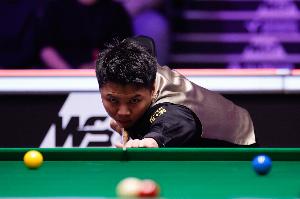 周躍龍談?chuàng)魯』鸺何疑牡囊淮沃卮髣倮?，賽前我已?jīng)退訂了住宿