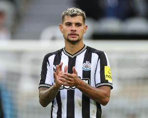 吉馬良斯：紐卡在比賽末段再次丟球，這種情況是不可接受的