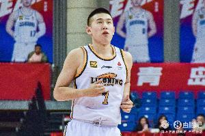 差強(qiáng)人意！付豪首發(fā)26分鐘 8中3&三分2中0拿到10分7板2斷