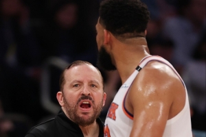 本賽季球隊開場后不犯規(guī)時間榜：尼克斯今日17分9秒第一 快船第四