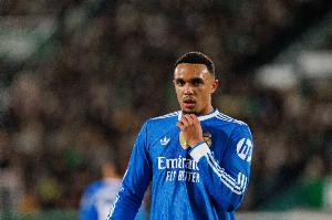 英媒：阿諾德受傷再次影響世界杯前景，圖赫爾首選是詹姆斯等人