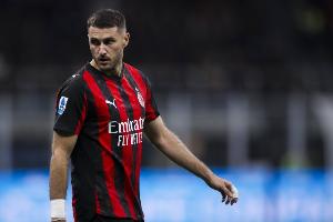 父親：S·希門尼斯沒有想離開米蘭的想法，他在米蘭很開心