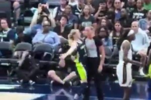 頂撞裁判沒(méi)事！佩奇這動(dòng)作換NBA、CBA肯定直接被驅(qū)逐