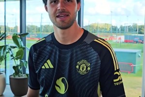 曼聯(lián)新門將的名字，應(yīng)該怎么讀