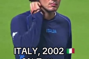 帥出天際！02世界杯意大利國家隊(duì)堪稱男模天團(tuán)